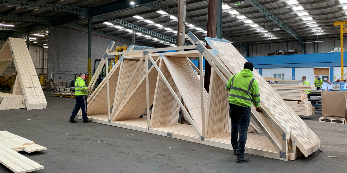 Nuneaton Roof Truss at work